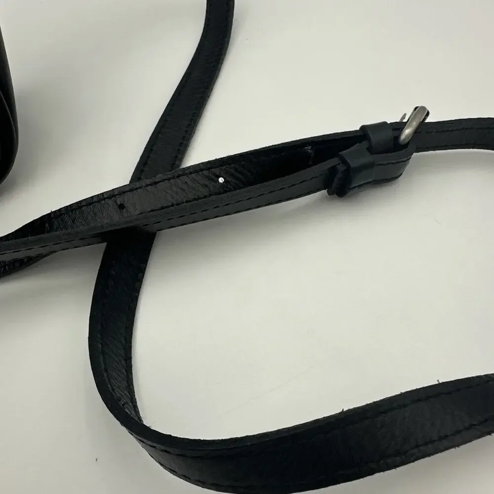 Patricia Nash strap lightly